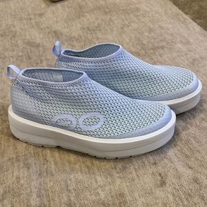 OOFOS Light Blue Mesh Athletic Shoes